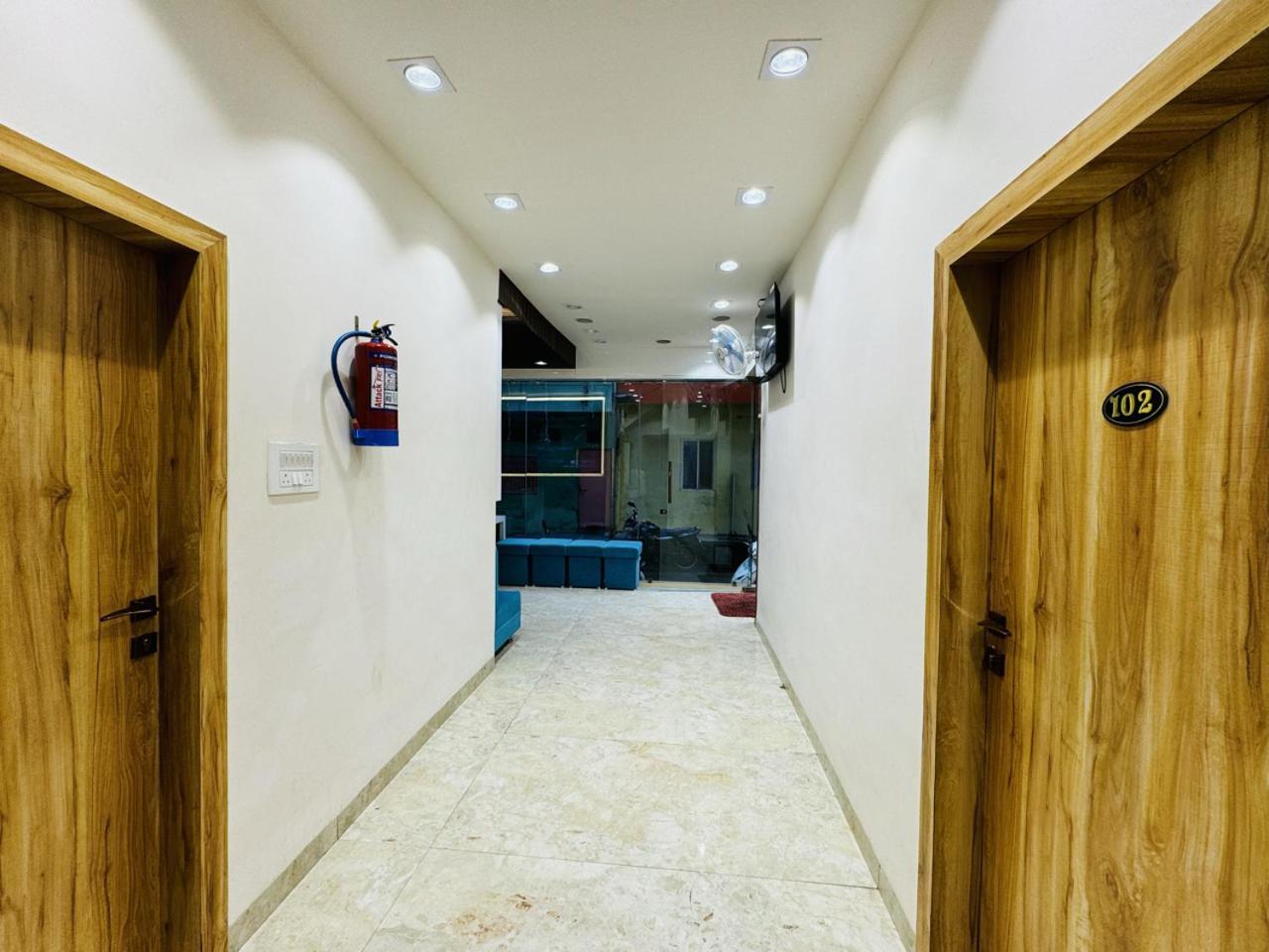 Hotel Shree Mahakal Krapa Ujjain Extérieur photo