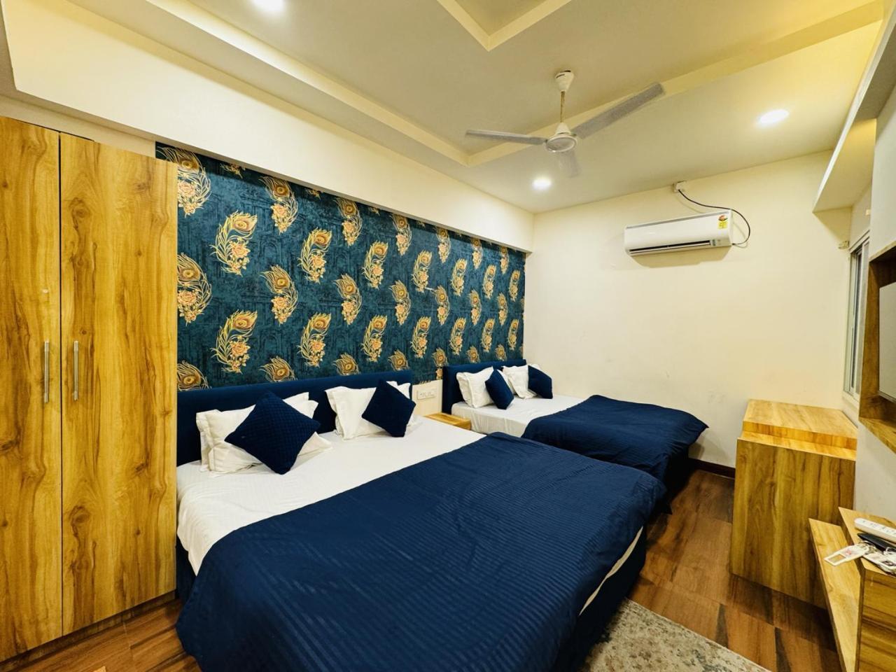 Hotel Shree Mahakal Krapa Ujjain Extérieur photo